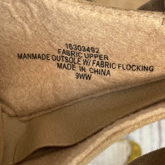 Torrid Sandals Womens 9WW Studded Platform Wedge Tan Beige Open Toe Shoe - Picture 10 of 10